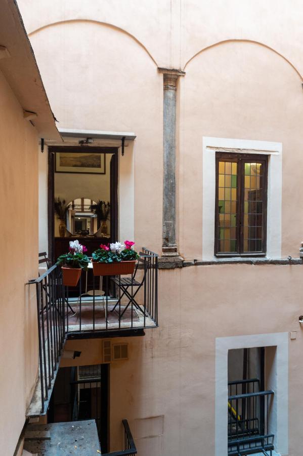 Apartment Cartari, Renaissance Flat A Few Steps From Piazza Navona And Vatican Rom